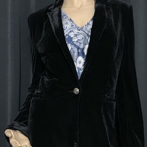 Red berry Fashion Black Velvet Blazer